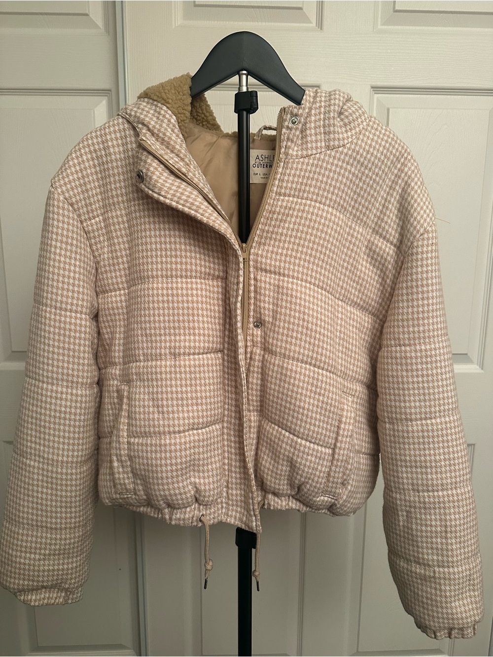 Ashley By 26 International Beige Houndstooth Puffer Jacket with Hood - Picture 2 of 4